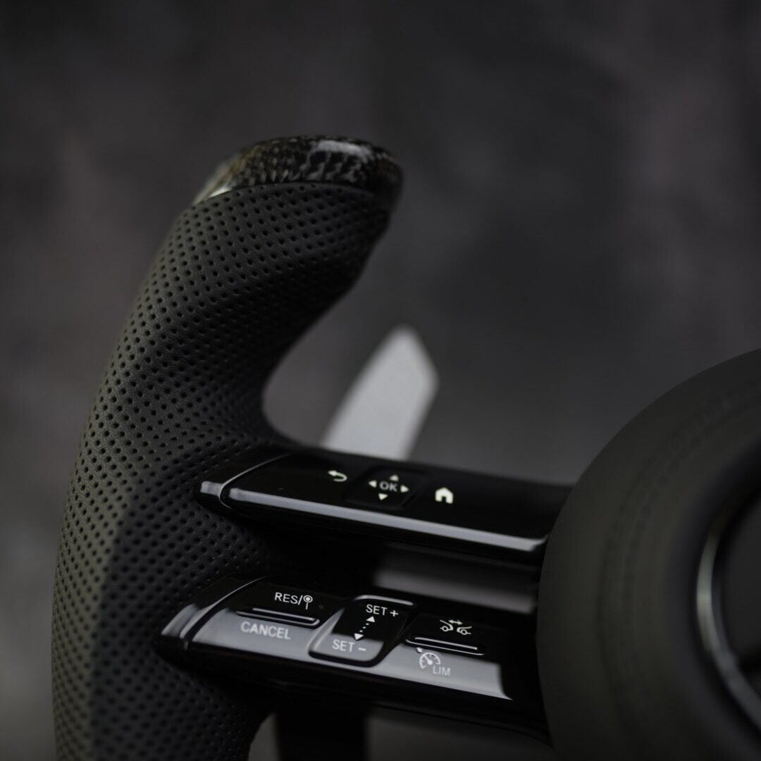Mercedes C-Class steering wheel — product photo 4
